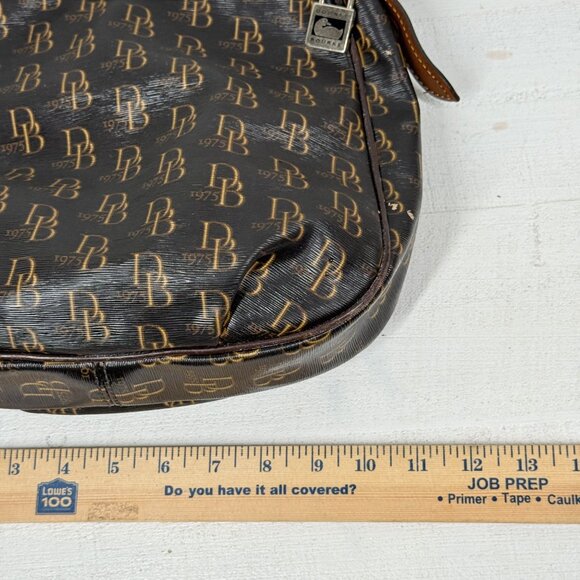 Dooney & Bourke Margot Signature 1975 Canvas Leather Crossbody Shoulder Bag - Picture 12 of 14